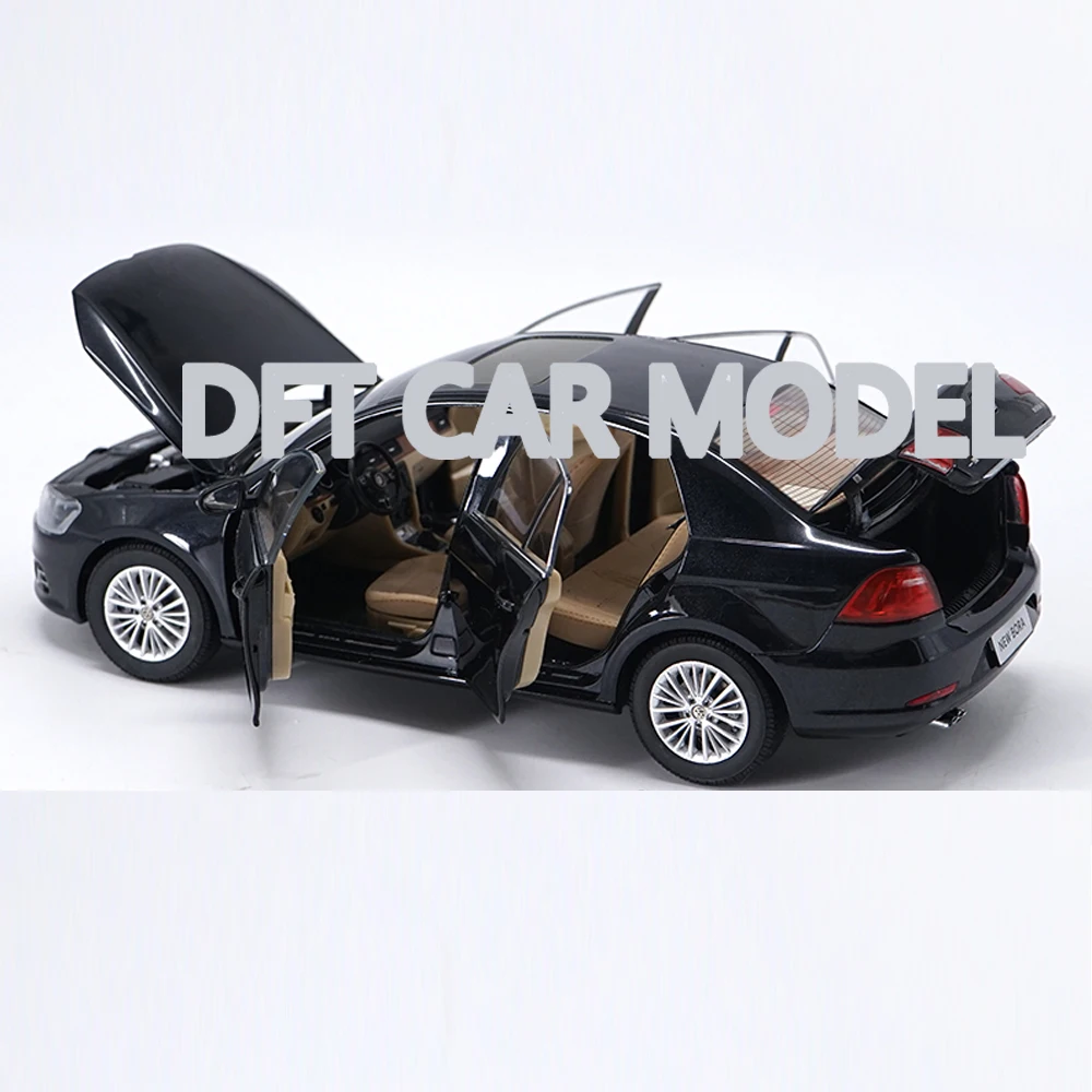 1:18 игрушечные автомобили из сплава с тяговым эффектом новый спортивный