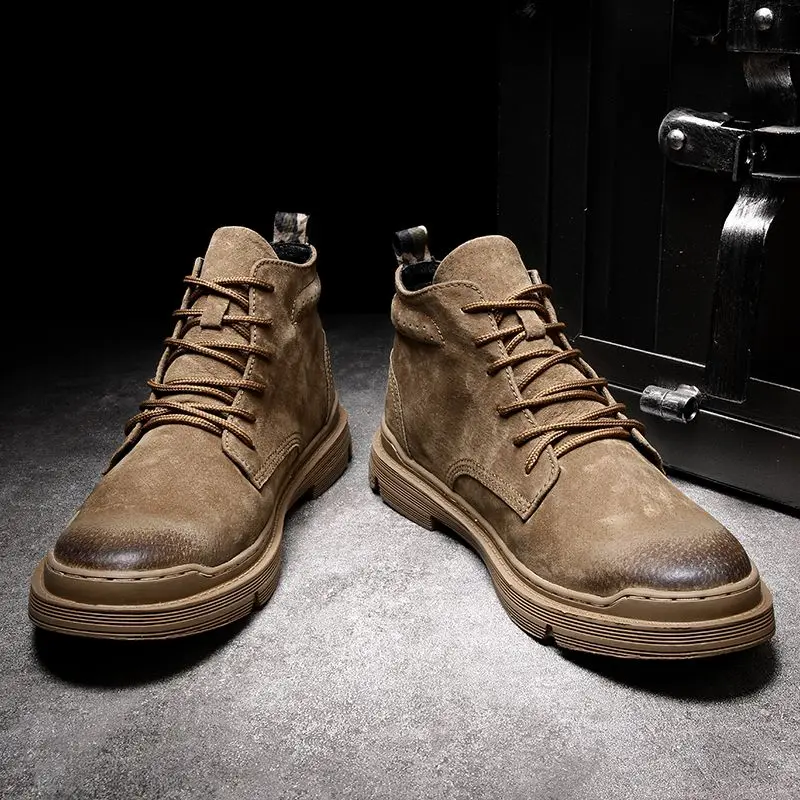 

Autumn New Men Suede Lace Up High Top Fashion Flat Bottomed Round Head Work Boots Casual Shoes Are Comfortable Versatile 8KH304