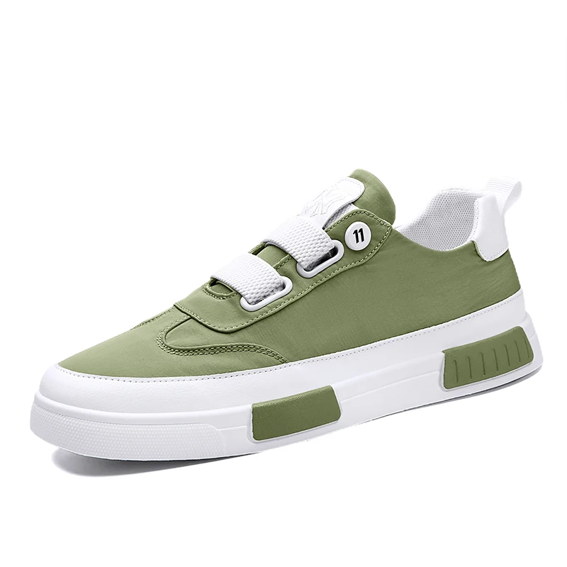 Men's Skateboarding Shoes High Top Sneakers Breathable Canvas Sports Shoes Students Shoes Street Walking Shoes Chaussure Homme