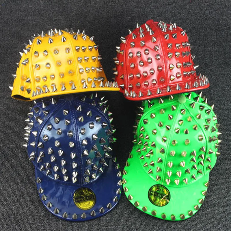 

Бейсболка в европейском стиле для мужчин и женщин, кожаная кепка в стиле хип-хоп, с заклепками, Снэпбэк Кепка для девушек, на лето