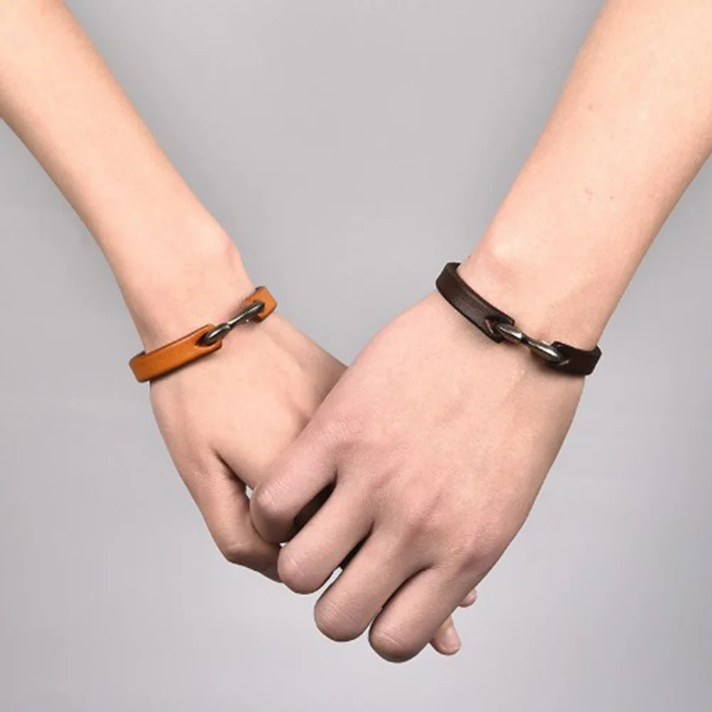 

Hot Sale Fashion Men Bracelet Vintage Black/brown Genuine Leather Hook Bracelet Men Wristband Bangles Male Jewelry 2021 New