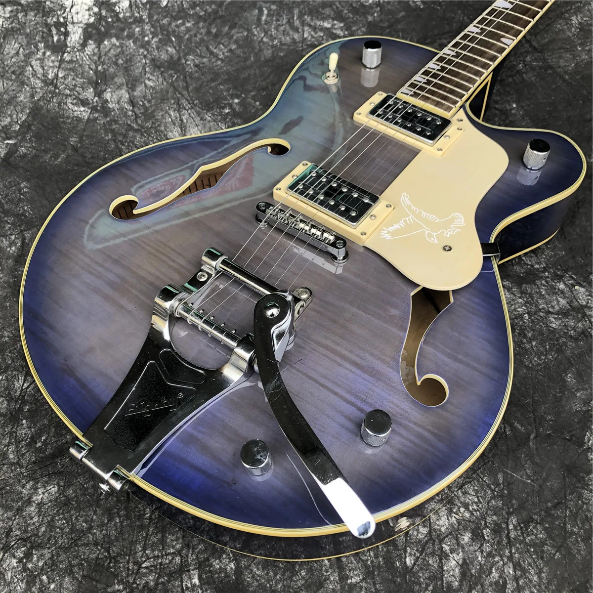 Новинка 2021 гитара из древесины синего пламени и клена G5 Jazz с F-отверстиями мост