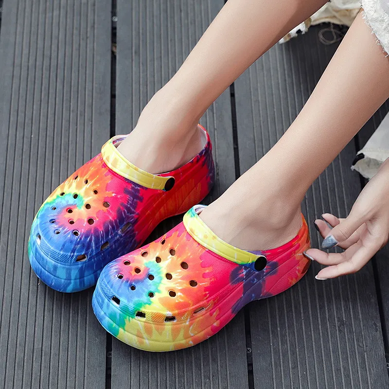 Hot Summer Woman Leopard Shoes Hole Slippers Slip on For Girl High Heel Sandals Fashion Platform Garden Shoes Women Zuecos Mujer