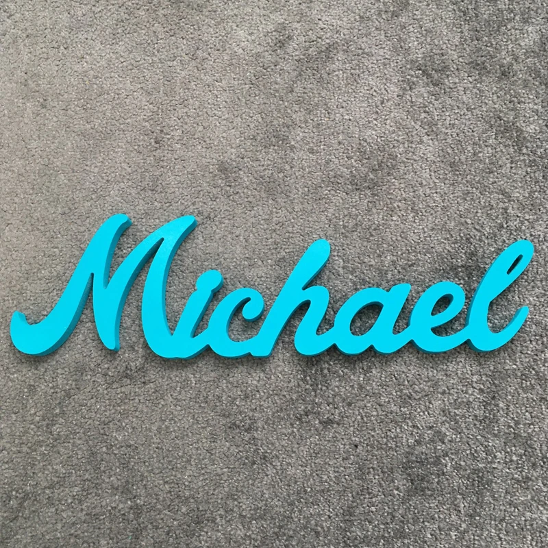 Деревянный знак имени ребенка на заказ настенное украшение для детского сада