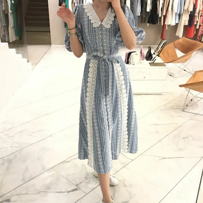 

Ladies Vintage Summer V-Neck Puff Sleeve Lace Embroidery Spliced Dress High Version Woman Slim New Fashion Designed Dress ML176
