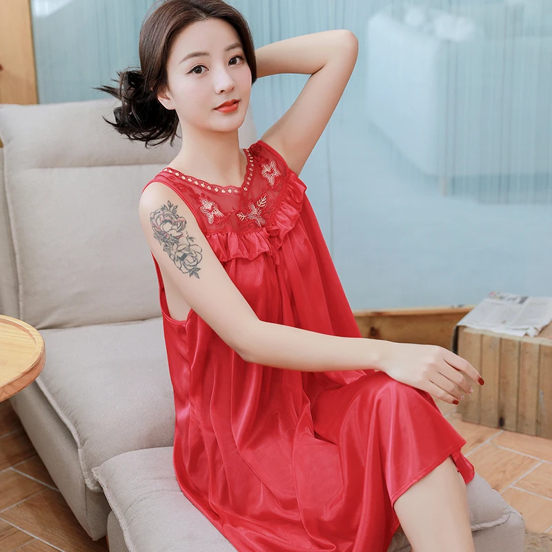 Large Size 4XL Women Sexy Sleep Wear Lingerie V Neck Floral Lace Sleepwear Ice Silk Nightgown Soft Robes Long Loose Sleep Dress