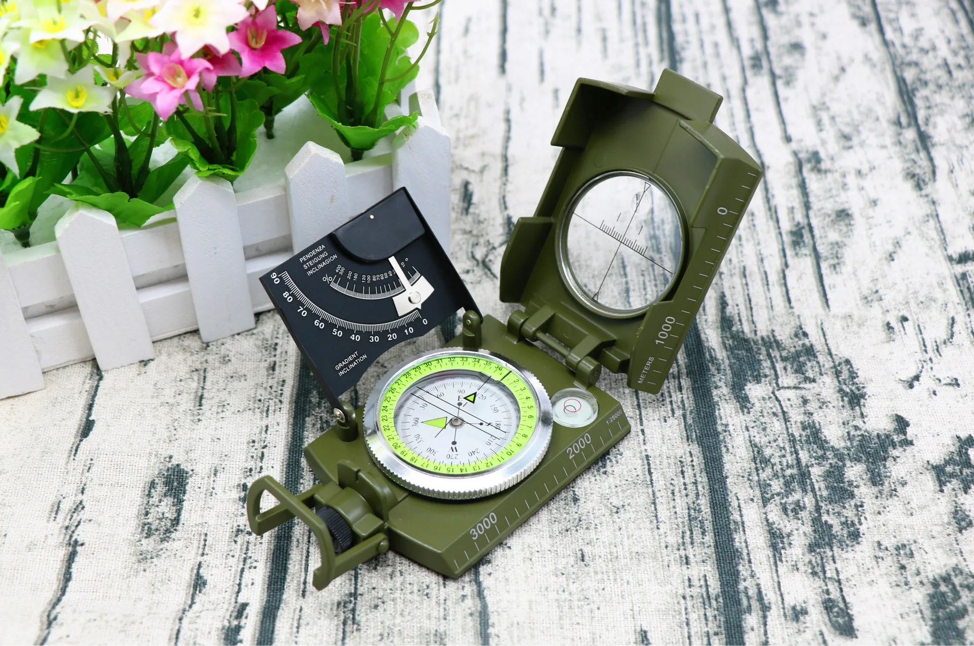 Многофункциональный армейский зеленый компас для использования на открытом