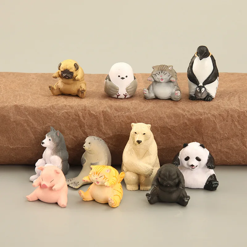 

11 types of PVC sitting animals, cartoons, penguins, cats, dogs, pigs, pandas, polar bears, toys, ornaments, home decorations