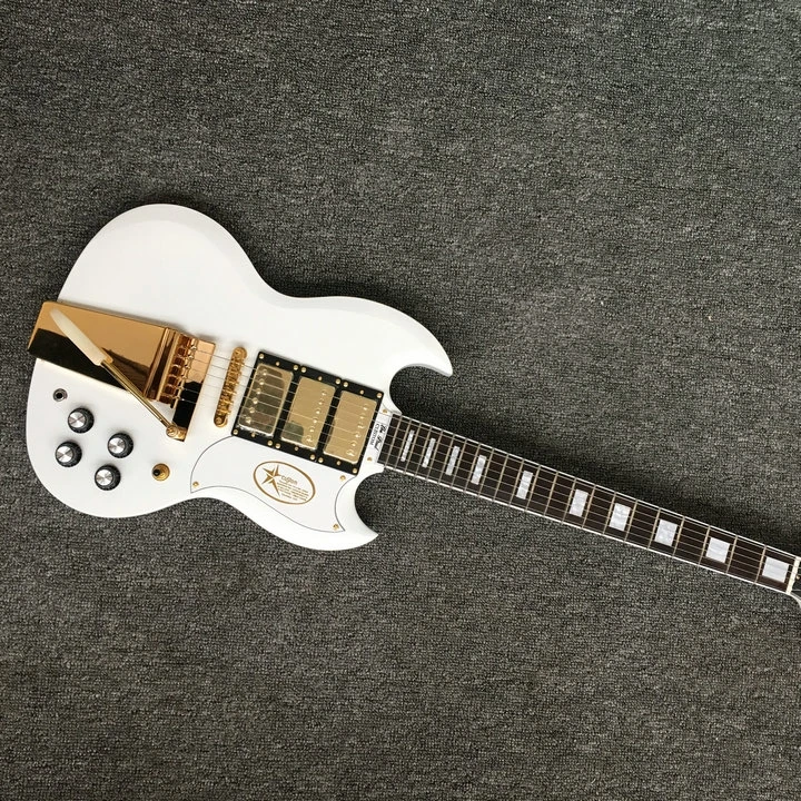 

Customized high quality electric guitar 3 pickup electric guitar, the highest quality tremolo bridge free shipping