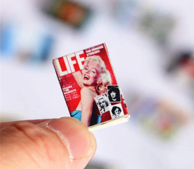 

Woman earrings for women vintage Cartoon magazine fun cartoon Mini Book new fashion jewelry Christmas earrings 2020 trend