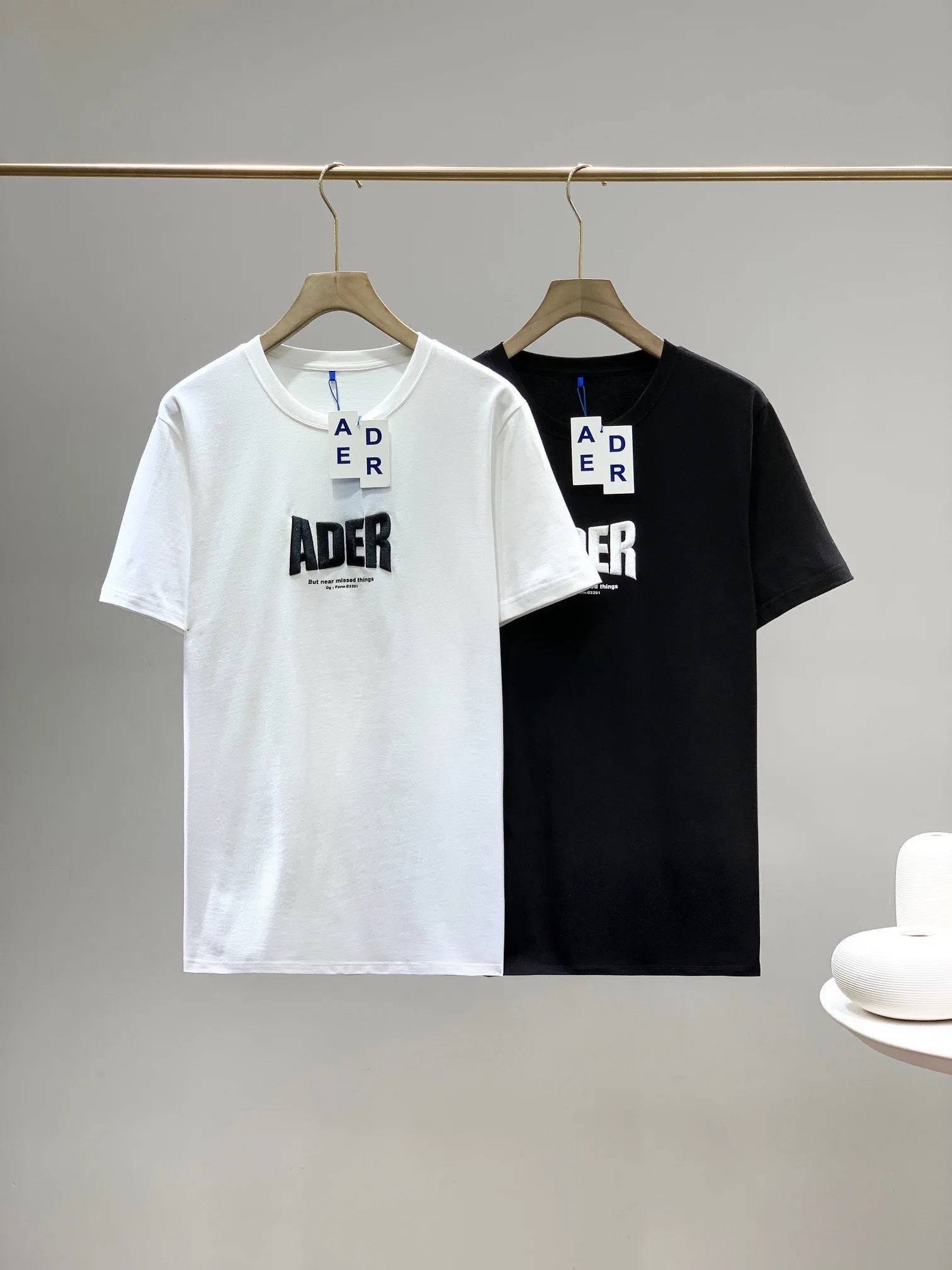 

2021 Ader Error new simple LOGO short-sleeved high-quality letter embroidery unisex couple adererror loose big T-shirt