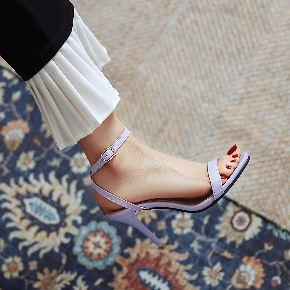 

Simple high heels summer ankle buckle date sandals