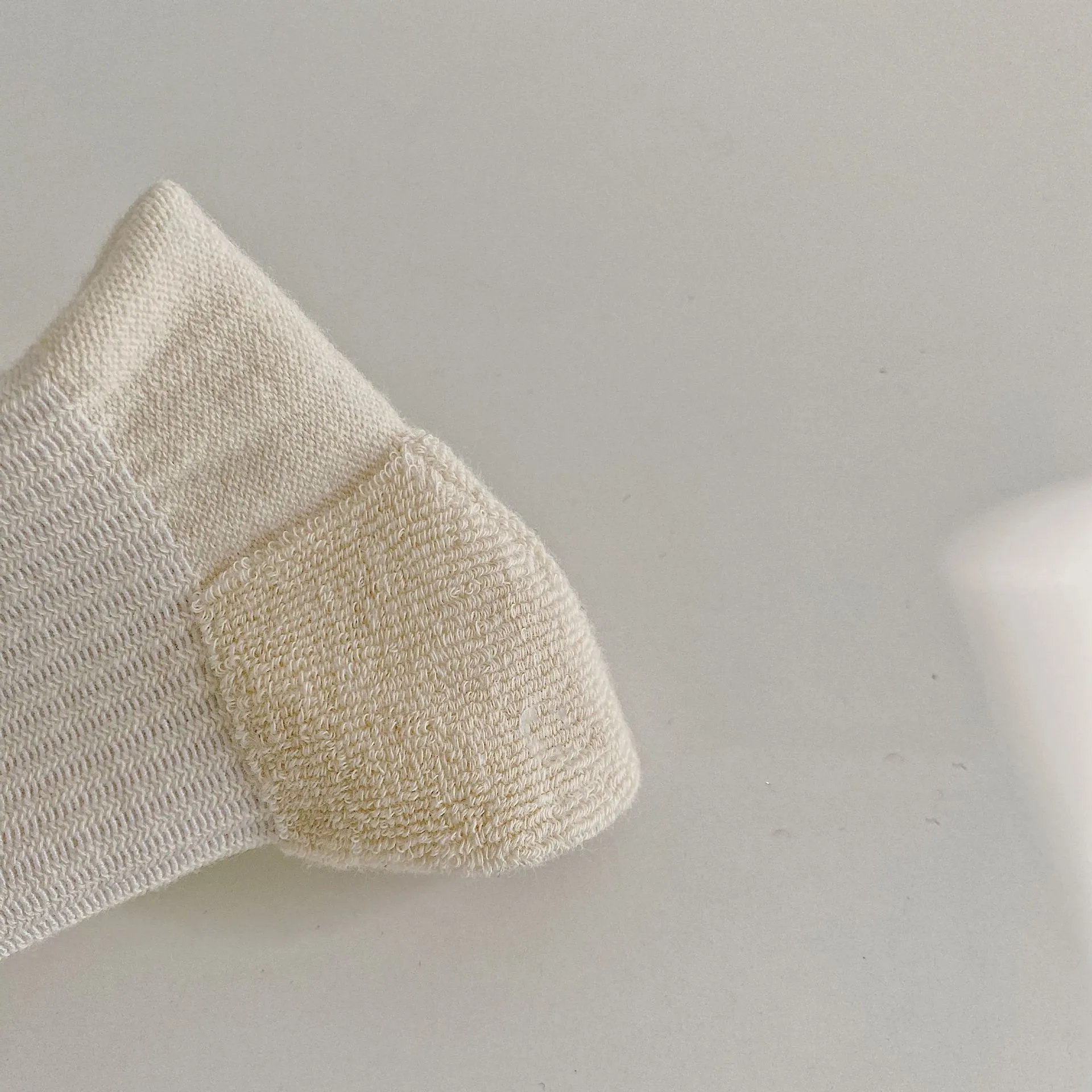 

Children's Socks In Winter Thicken Warm Non-slip Solid Casual Cotton Kids Socks for Boys Girls Students Unisex