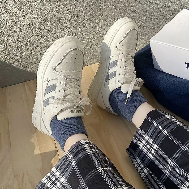 

2021 Hot Sale Spring Shoes Rice White Women Increased Breathable Thick Soled Casual Board Shoes Sports Shoes Woman Sneakers35-40