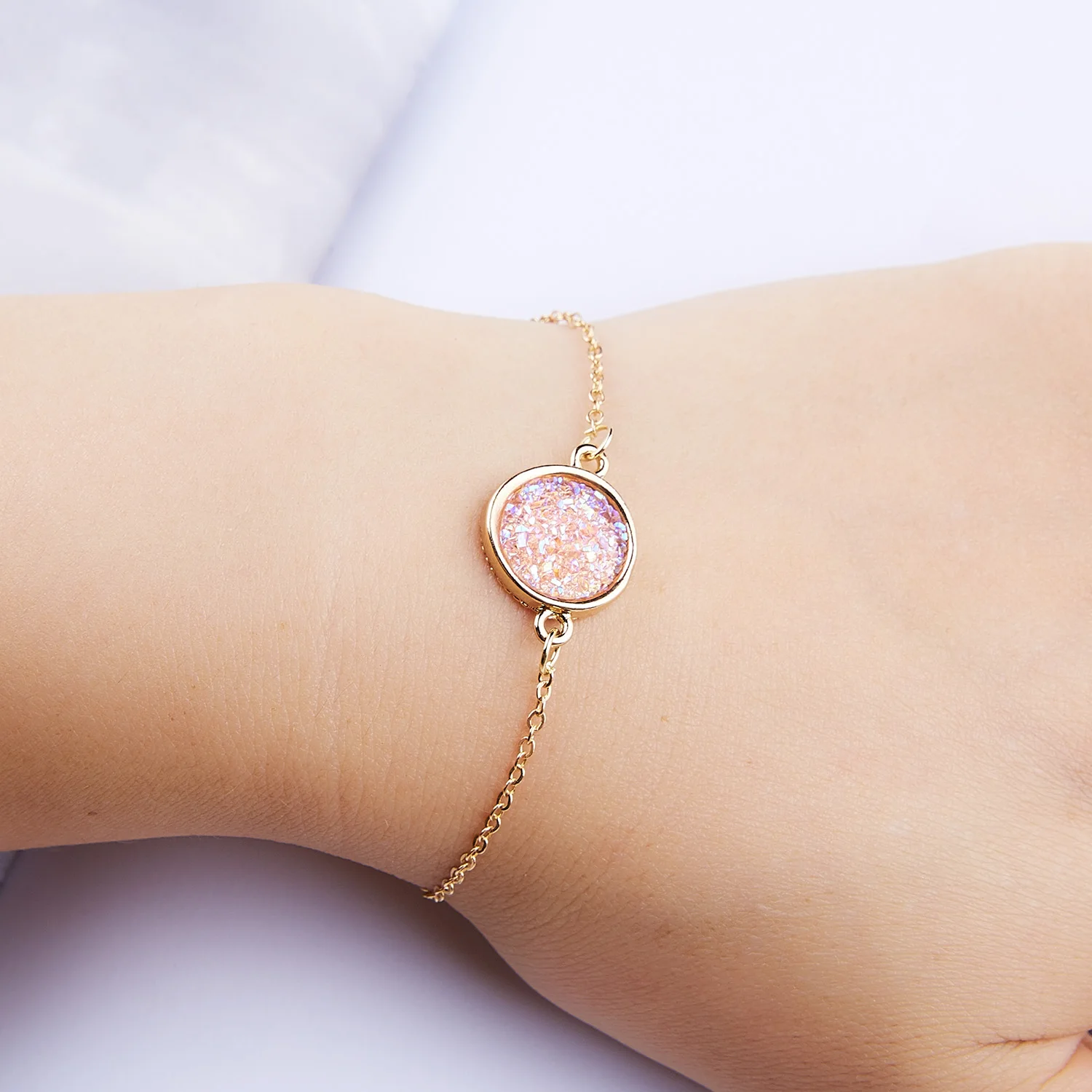 Rinhoo Кристальный браслет Простой Круглый кластерный браслет для женщин Bling натуральный камень браслет ювелирные изделия вечерние аксессуары