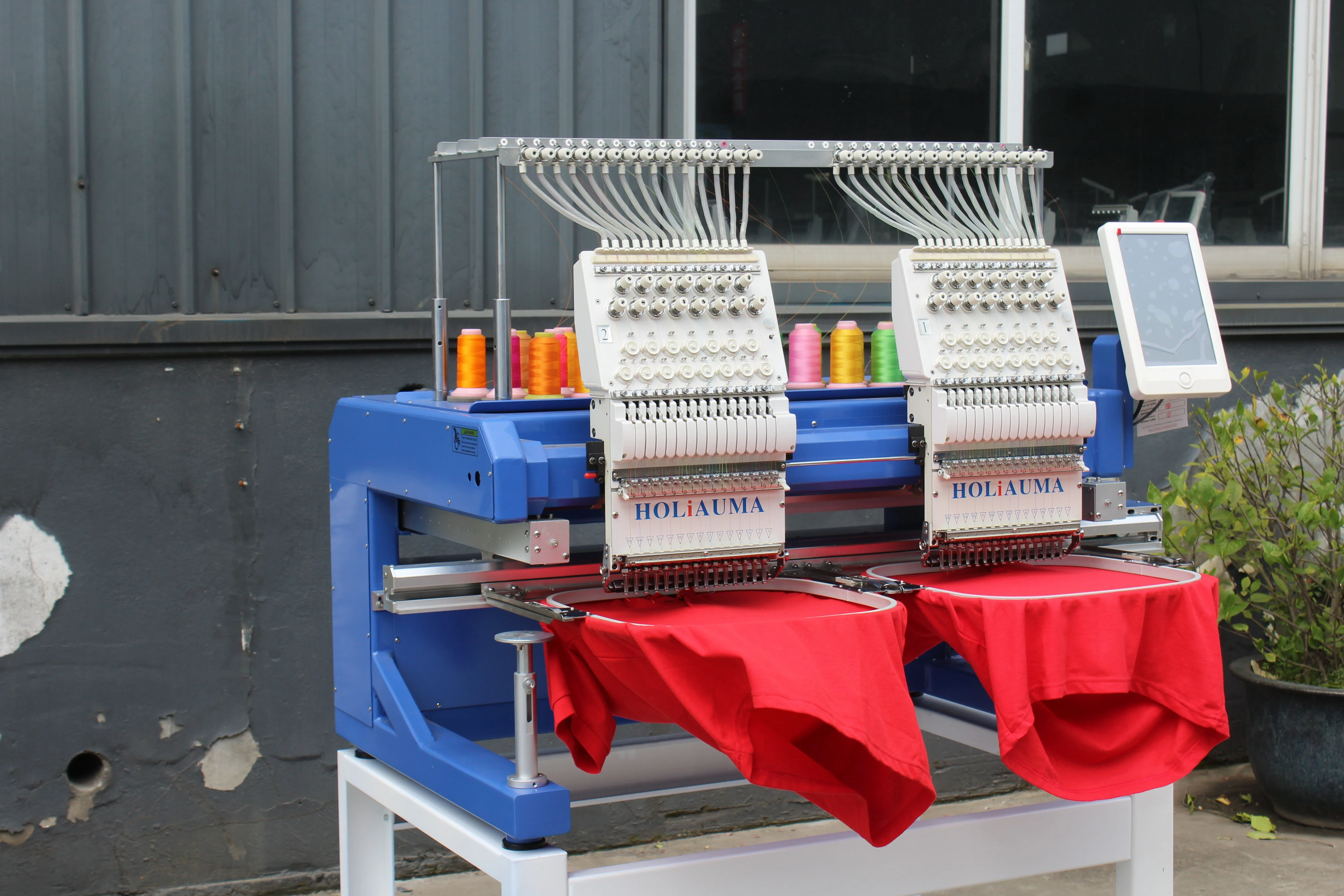 Китай завод для нового типа с 10 &quotсенсорным экраном 2 головы вышивка машина