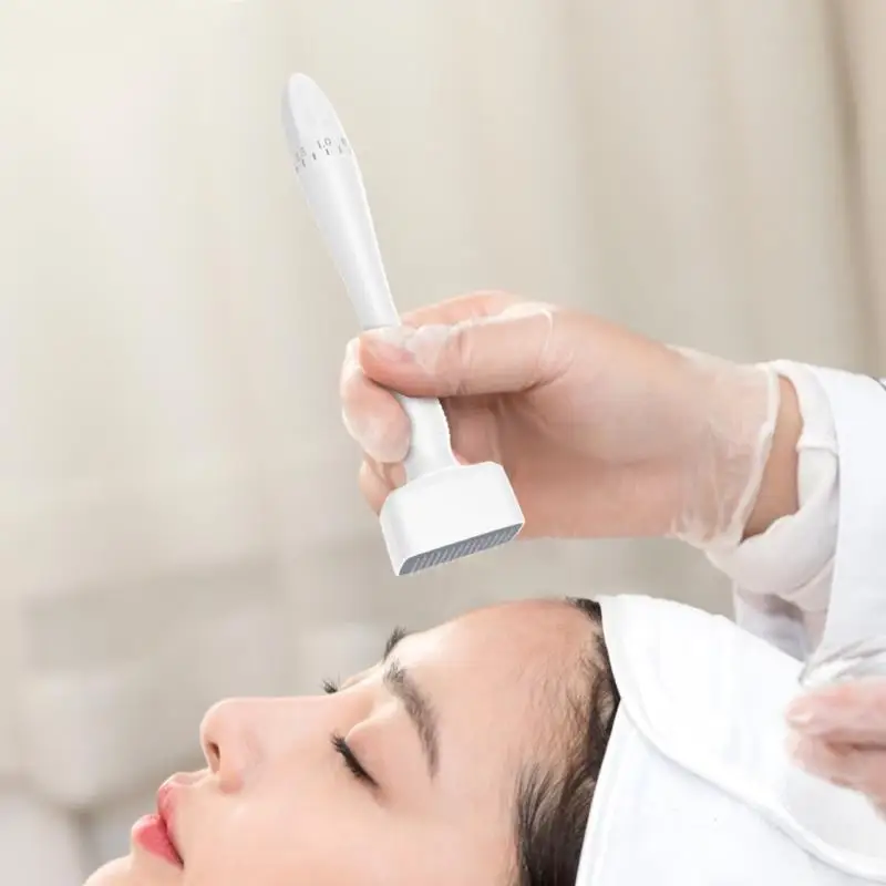 

140A Adjustable Length Micro Needle Roller Derma Roller Pen Skin Care Tools 2022 New Year Gifts