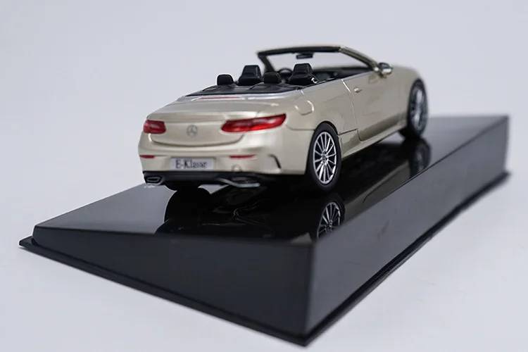 1:43 E300 E-KASE Coupe модель сплава автомобиля статические высокой моделирования металлические модельные автомобили с оригинальной коробкой