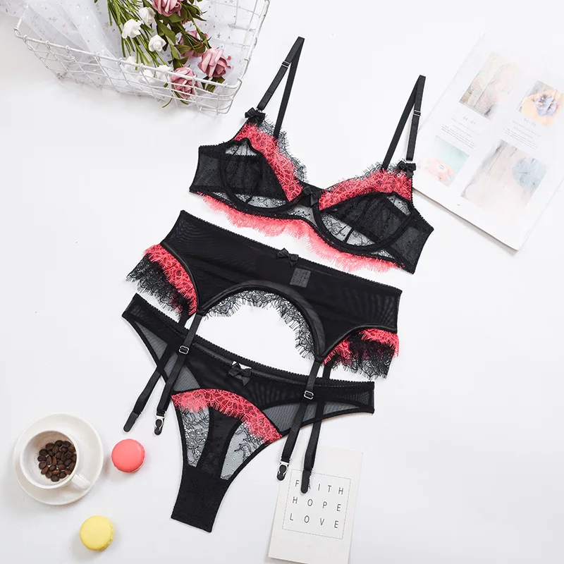 

Lace Sexy Lingerie Suit Eyelashes Mesh Cross Steel Ring Contrast Color Garter Bra Panties Three-Piece Women Underwear Set