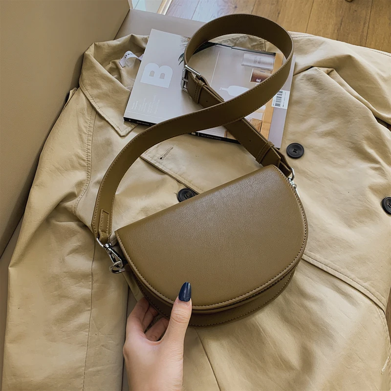

Vintage Solid color Saddle bag Quality PU Leather Wide shoulder strap Messenger Bag purses and handbags luxury designer