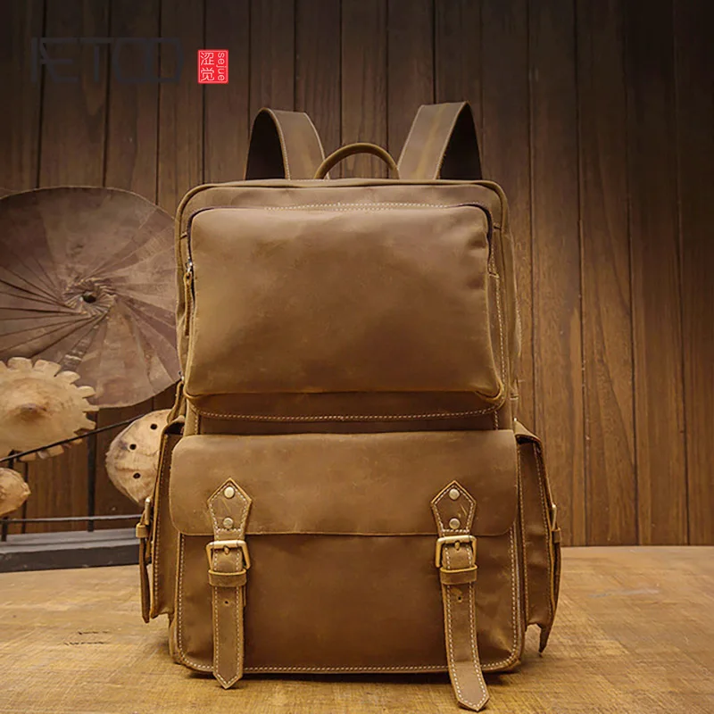 

AETOO Handmade men's crazy horse leather backpack, retro outdoor travel bag, trendy men's leather backpack