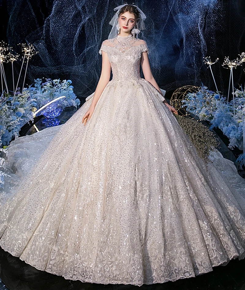 Kopen 2020 Light Champagne Luxe Kralen Pailletten Arabische Trouwjurk Glanzend Kathedraal Trein Crystal Bridal Wedding Gown