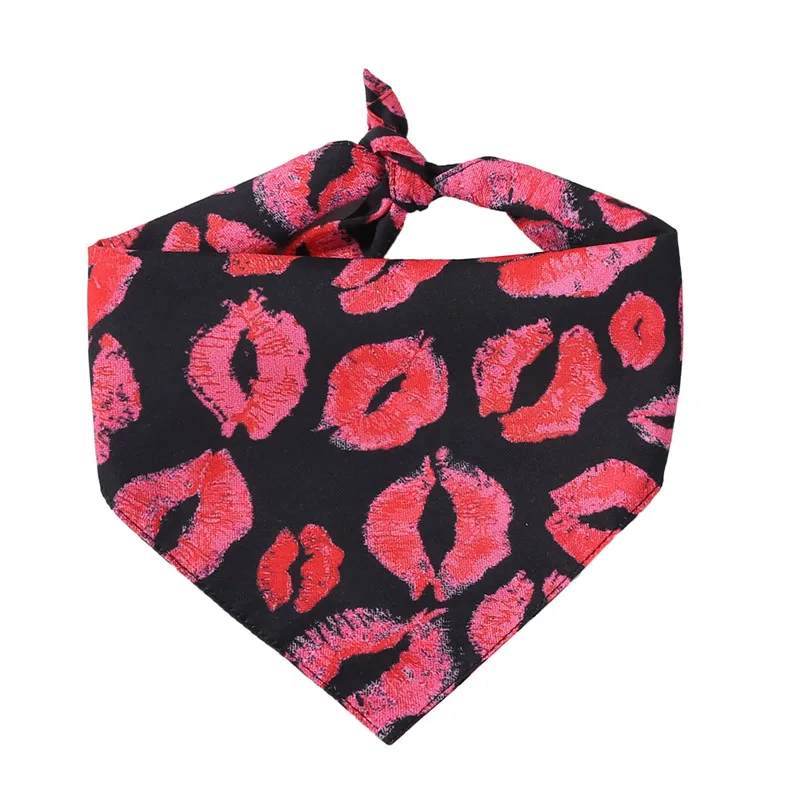 Бандана для домашних питомцев на День святого Валентина треугольный шарф