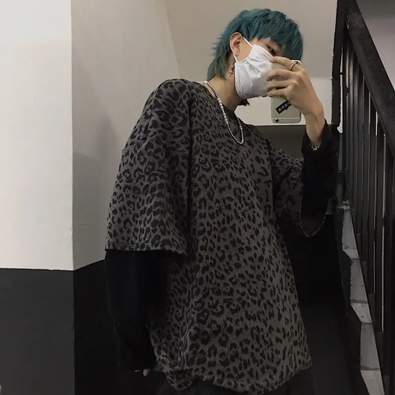 

Dark black T-shirt for men women hip-hop loose leopard print fake two oversized tops large-size full sleeved T-shirts Harajuku