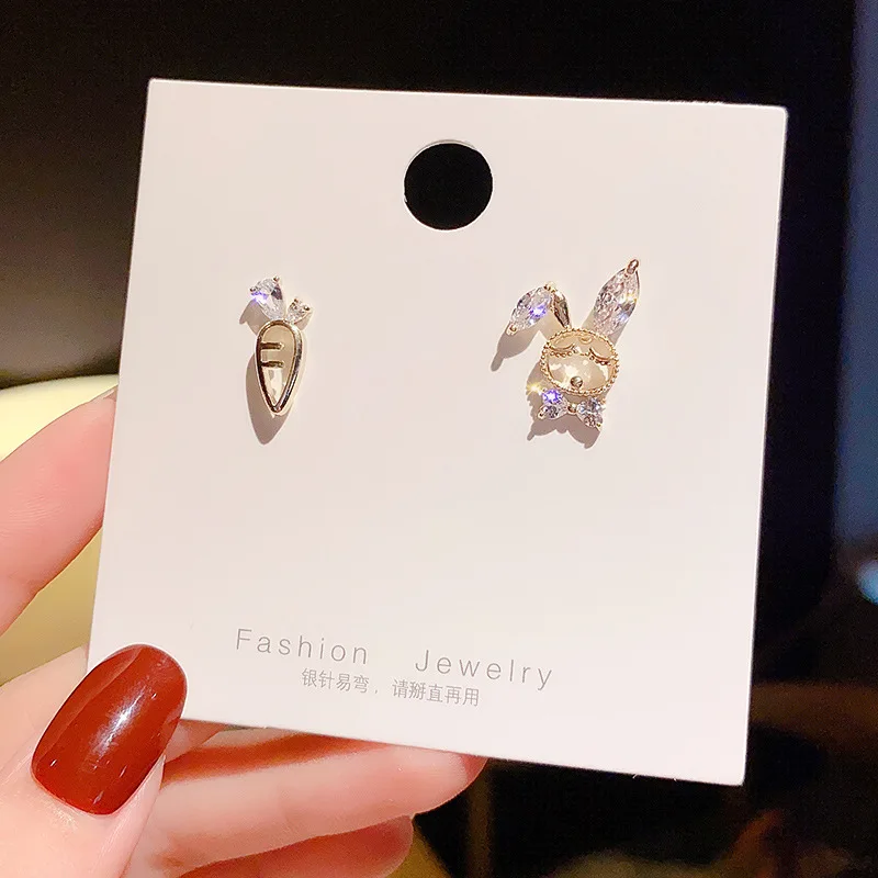 

Korean Style Cute Rabbit Carrot Stud Earrings for Women Fashion 925 Silver Needle Asymmetric Small Earrings Party Jewelry Gift