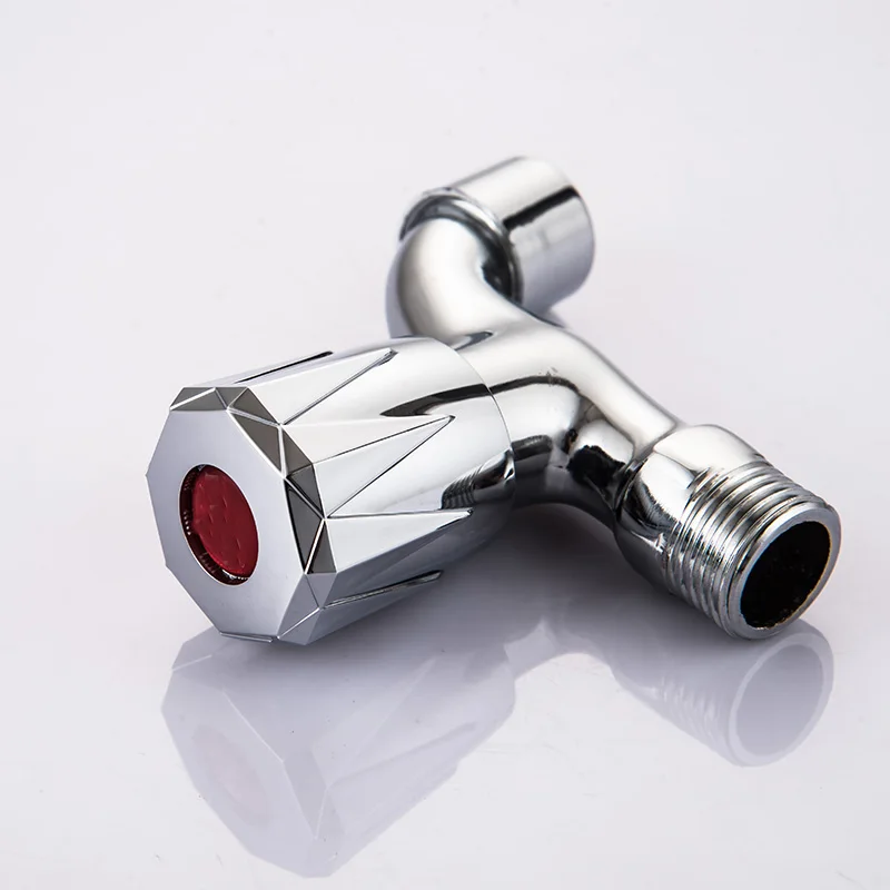 Кран для стиральной машины в ванную комнату настенный хромированный небольшой