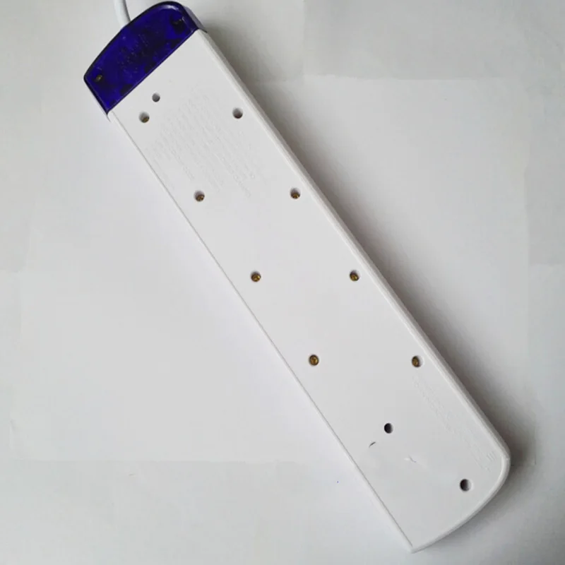 Электрический удлинитель переменного тока с индивидуальным переключателем