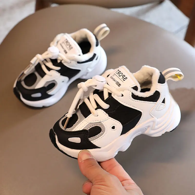 

2021 Winter Kid Lace Up Shoes Short Plush Ankle Boots Color Patchwork Boy Girl Sneakers Baby Child Walk Runing Shoe 21-36