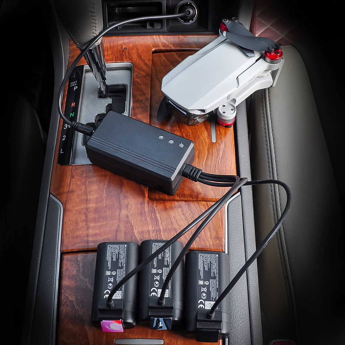 

Mavic Mini Car Charger 3 in 1 Intelligent Battery Charging Hub Adapter for DJI Mavic Mini Drone Parts 3pcs Batteries Charging