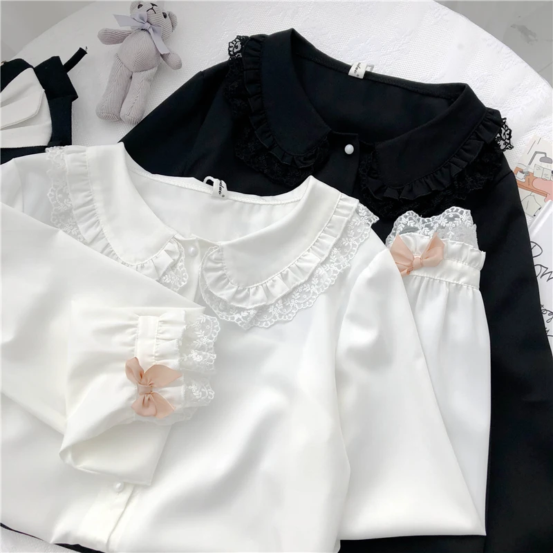 

Lolita Kawaii Lace White Shirt Women Sweet Fashion Peter Pan Tops Female Cute Doll Collar Long Sleeve Princess Black Blouses