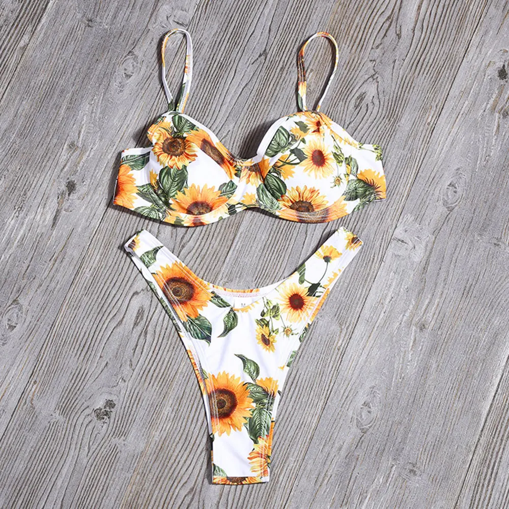 

Printed solid color sexy triangle split swimwear for spring&summer vacation with chest pads and underwire