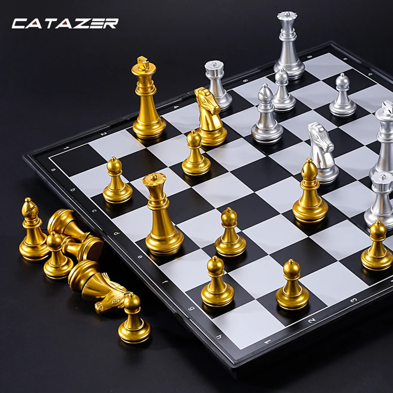 

32/36cm Big Size Medieval Chess Sets with Magnetic Chess Board 32 Chess Pieces Table Carrom Board Games Large Outdoor Chess Set