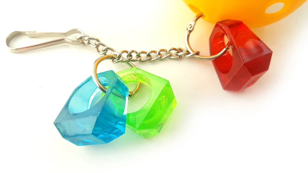 

1PCS Cute Pet Parrot Toy Parrot Toy Creative Bite Resistant Bird Toy Parrot Chew Toy for Christmas Training Toys Accessories