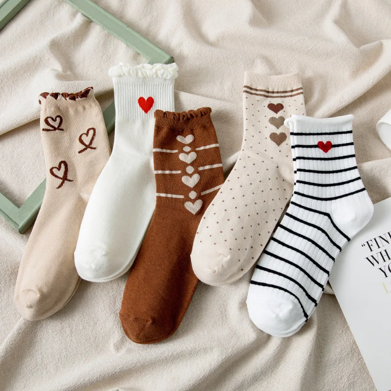 

Spring and Autumn Kaweaii Loving Heart Women Socks Cotton Japanese Stripe Funny Socks Women 41802