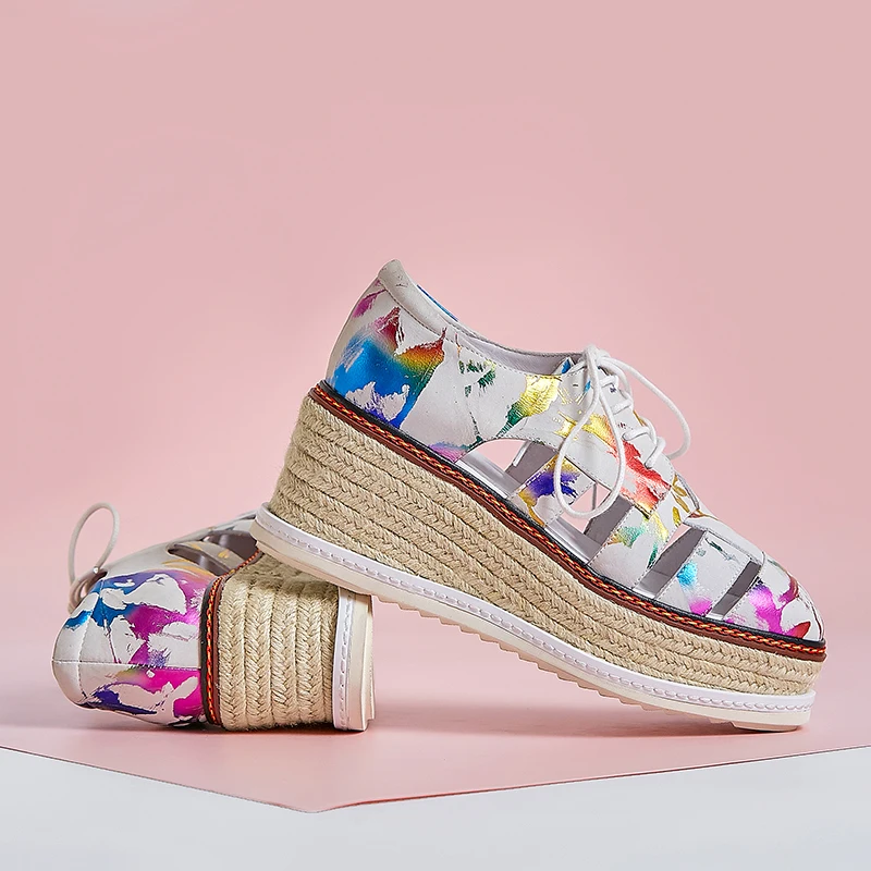 

Women Flat Genuine Leather Brogue Lace Up Thick Bottom Casual Lady Sandals High Platform British Spring Single Shoes 2021