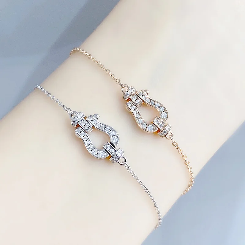 

Horseshoe U Shape Bracelets for Women Fashion Classic Stainless Steel Zircon Bracelet Jewelry