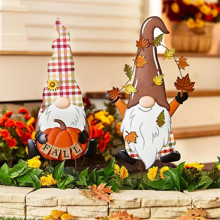 

Lovely Gnome Ornament Metal Garden Stakes Creative Halloween Props Decoration for Home Courtyard Lawn D1