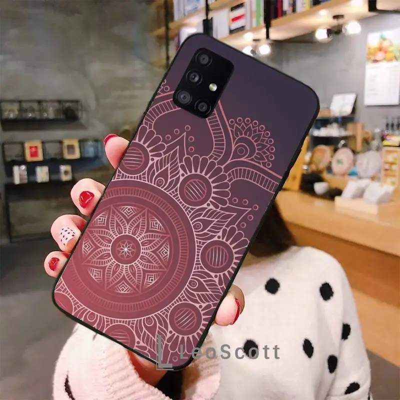 

Mandala Paisley Phone Cases For Samsung A40 A50 A51 A71 A20E A20S S8 S9 S10 S20 Plus note 20 ultra 4G 5G