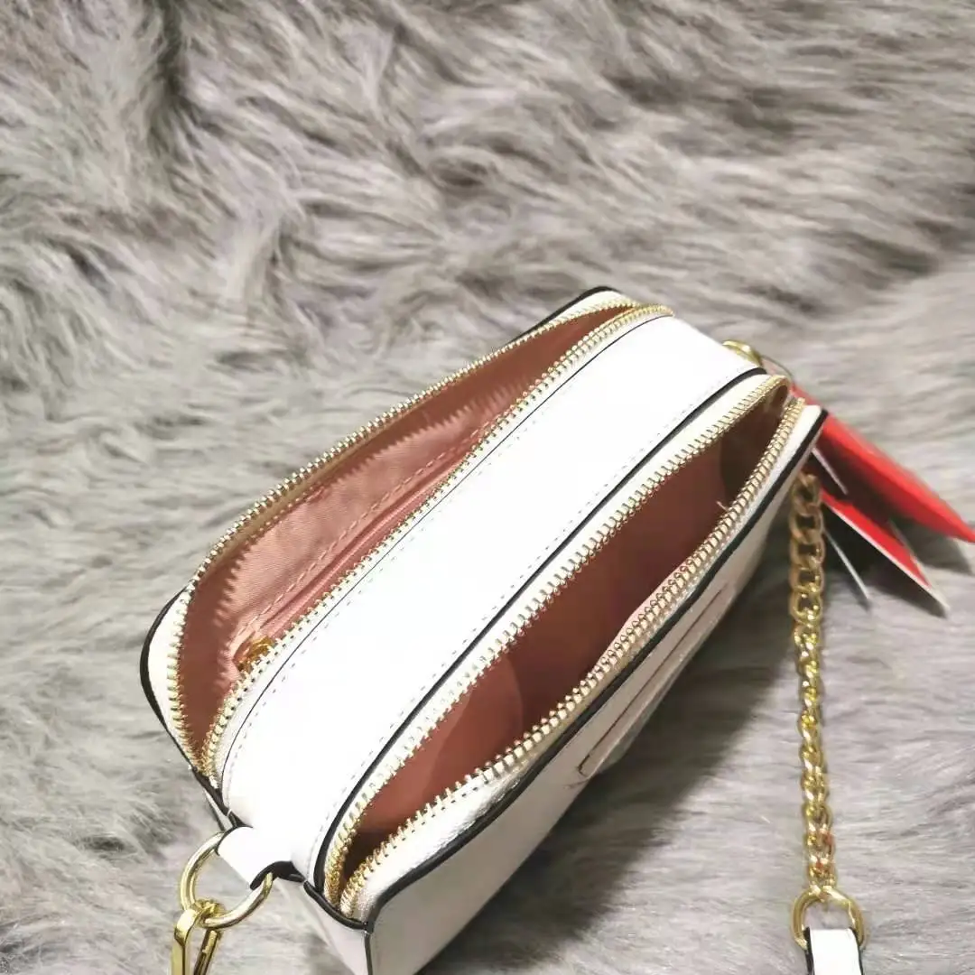 

Classic lady crossbody bag chain small square bag four color 108#
