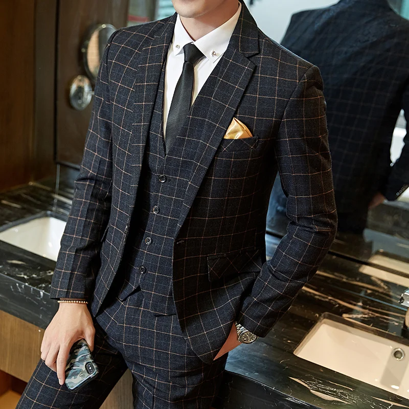 Wedding Suit Men Slim Fit Plaid Suit 3pc Set Male Groom Blazers Pants Man Formal Business Work Wear Suits Costume Homme Dress
Wedding Suit Men Slim Fit Plaid Suit 3pc Set Male Groom Blazers Pants Man Formal Business Work Wear Suits Costume Homme Dress