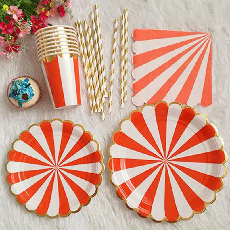 

Disposable Paper Tableware sets Striped For Wedding Decor Girl Boy Birthday Party Baby Shower Paper Plates Paper Drinking Straws