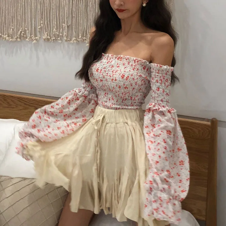 Женская блузка с вырезом лодочкой Korobov винтажная облегающая из шифона рукавами