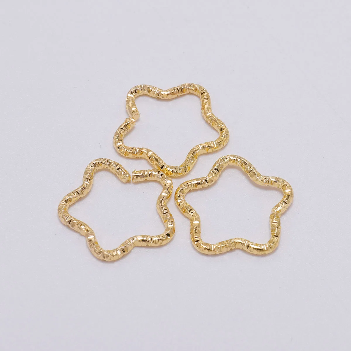 50pcs/lot 16.5mm New Style Silver Gold star Jump Rings Twisted Split Rings Spacer Connectors For Jewelry Making Making Supplies - Цвет: Gold