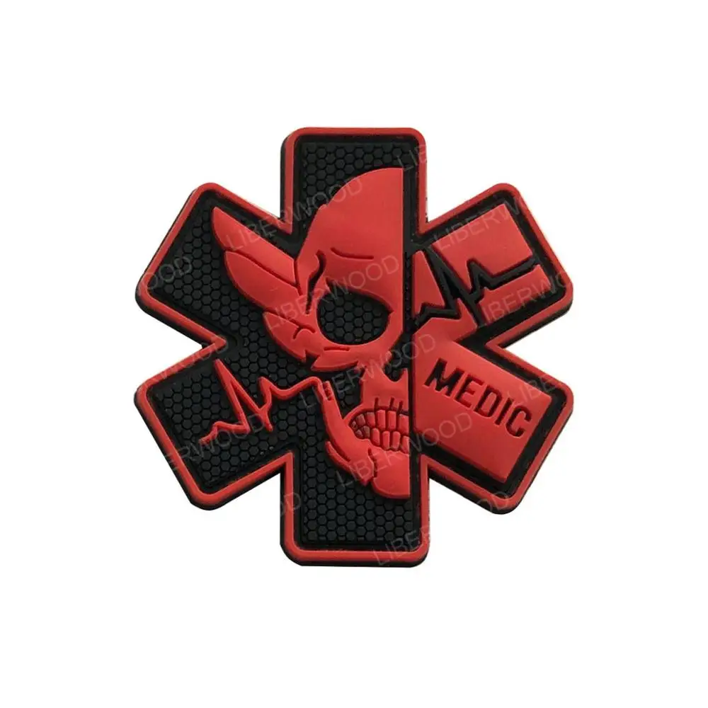 Медицинская нашивка 3D ПВХ резиновый фельдшер медицинский пластырь EMS EMT медпомощи Боевая тактическая череп военные застежки-крючки значок - Цвет: black and red