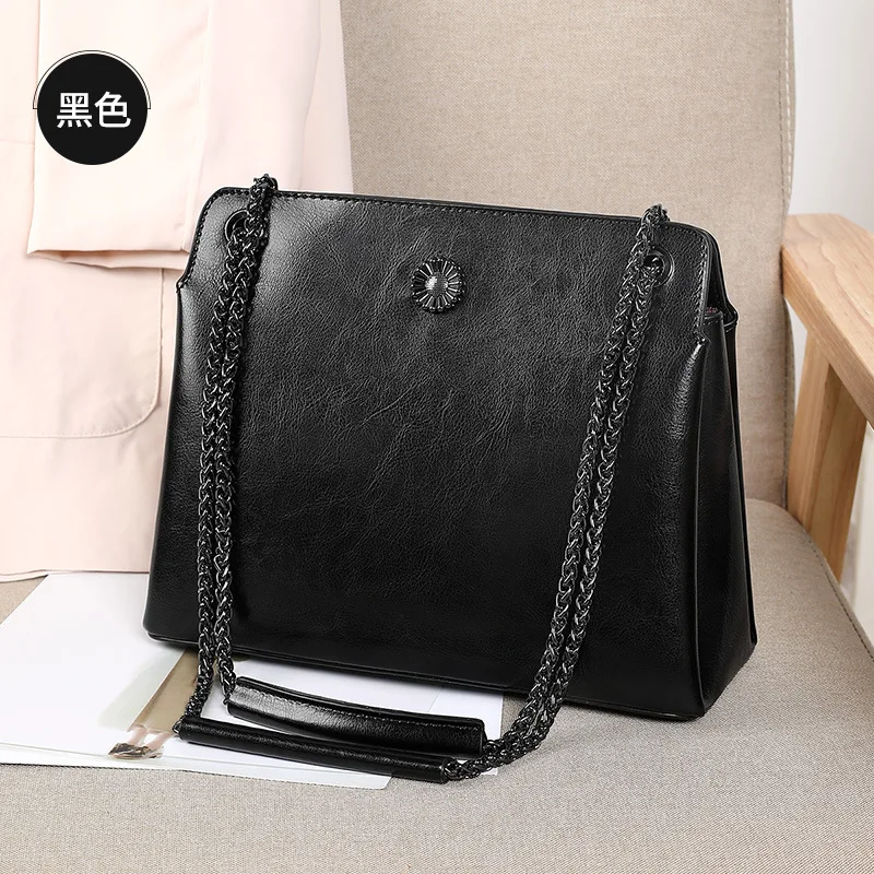 

New winter alar leather shoulder bag large capacity joker chain bag can be worn across fashion female package