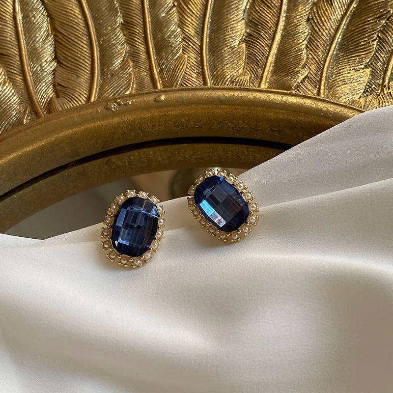 

French Style Retro Palace Amethyst Earrings Fashion Pearl Droplets Light Luxury Opal Earrings Alloy S925 Silver Needle